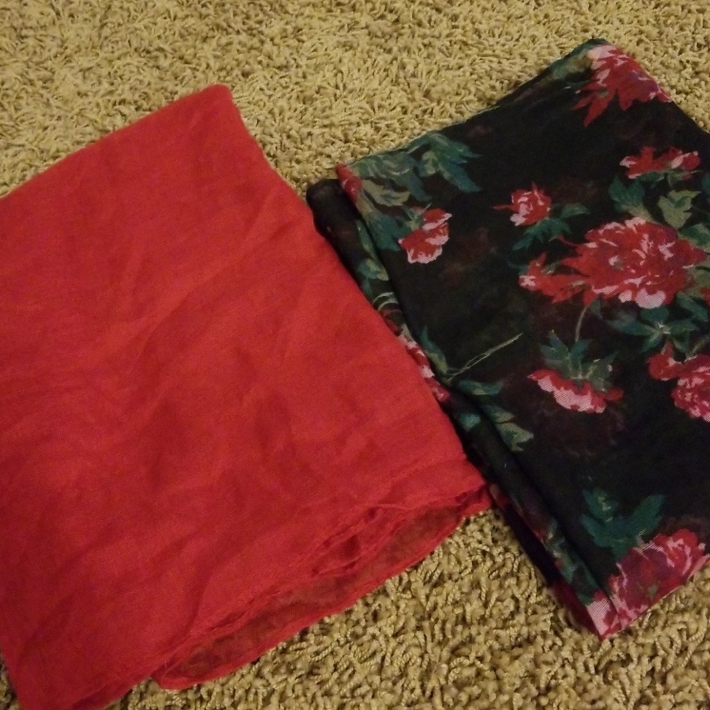 Two-pack infinity scarves